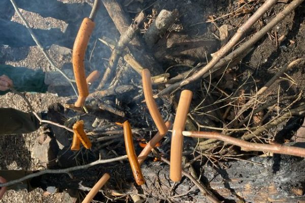 Svenska Klubben Alsace Valborg 2025 Korvgrillning